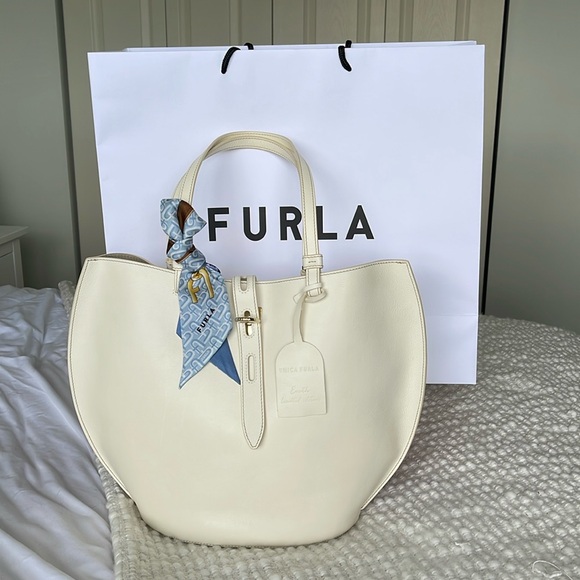 NWT Furla Unica  Earth Limited Edition 👜 in Pure White 🤍 - Picture 1 of 8